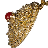 Ciondolo Corbula traforata oro filigrana sarda corallo