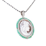 Ciondolo Cameo Viso Umano cristalli verdi | Gioielli in corallo Autentico di Marina Ferraro