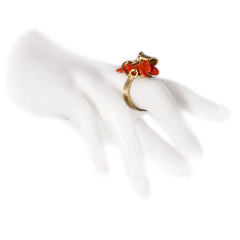 Anello fiore corallo e oro satinato - Marina Ferraro Gioielli